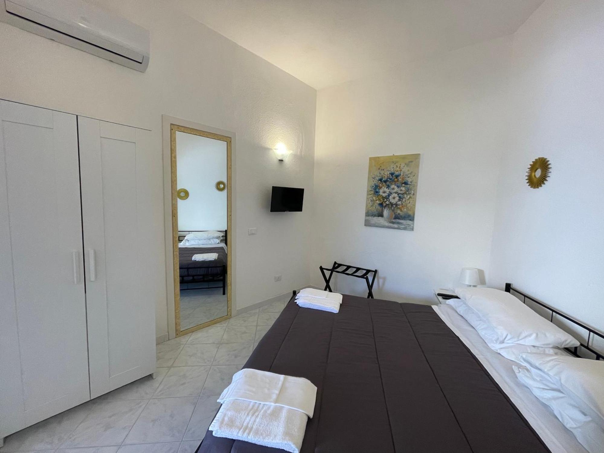 Garden Apartments Ischia Super Centrale Forio di Ischia エクステリア 写真
